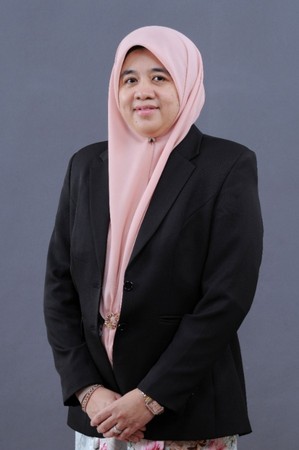 Dr Salfarina Iberahim